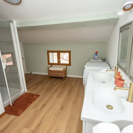 Refuge Sous Les Toits 페르피냥