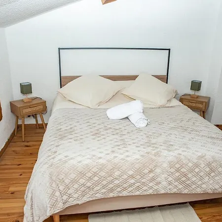 Refuge Sous Les Toits 아파트