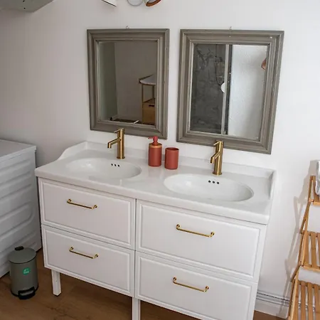 Refuge Sous Les Toits 페르피냥