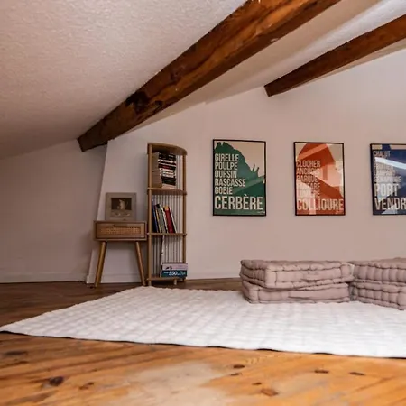 Refuge Sous Les Toits 아파트 *